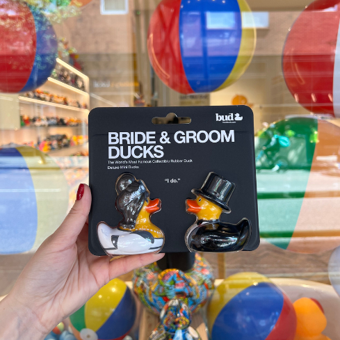 Mini_Bride_and_Groom_Rubber_Ducks_-_Quack_in_Matrimonial_Joy